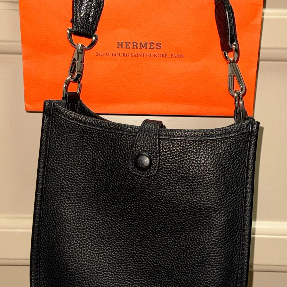 Cross body luxury inspired (Evelyn TPM) leather bag - Picture 7 of 11